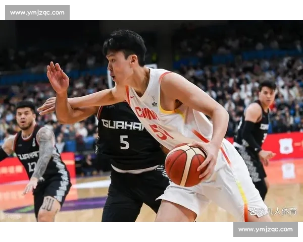 杨瀚森 NBA 选秀夜藏爱！袖口绣女友名 + 情侣手链实锤，青梅竹马太甜了